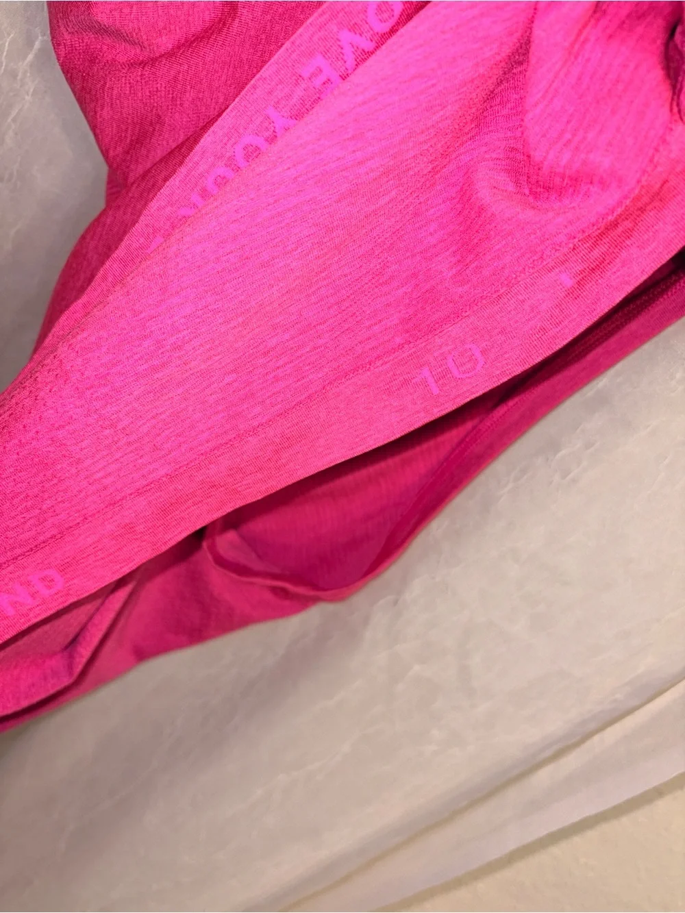 Lululemon Swiftly Tech Racerback Tank Top 2.0 *Race Length Sonic Pink